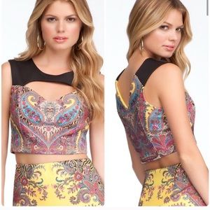 Bebe Paisley cut out crop top